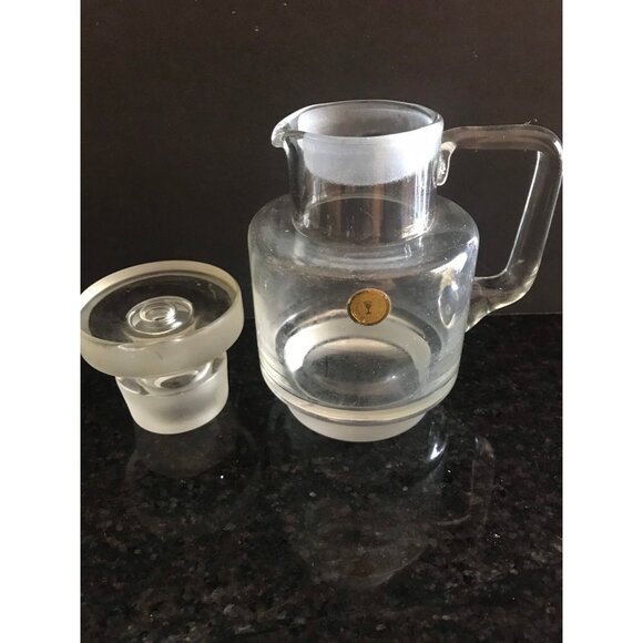 Vtg 1960's Etched Clear Crystal Vinegar Oil Cruet Made in Romania - Picture 4 of 10